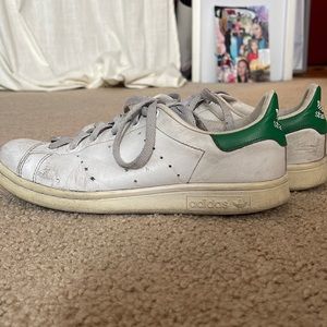 Green Adidas Stan Smiths